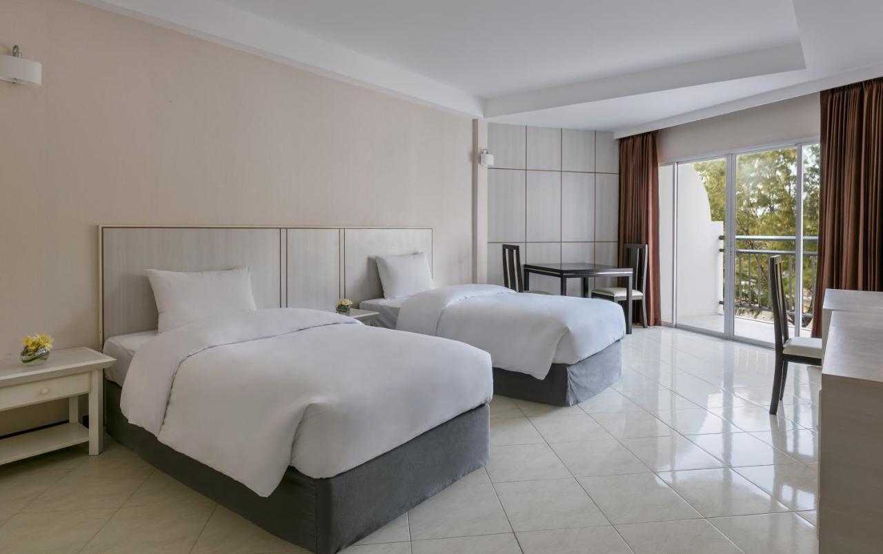 Seapine Beach Golf And Resort Hua Hin Ban Khao Takiap Eksteriør bilde