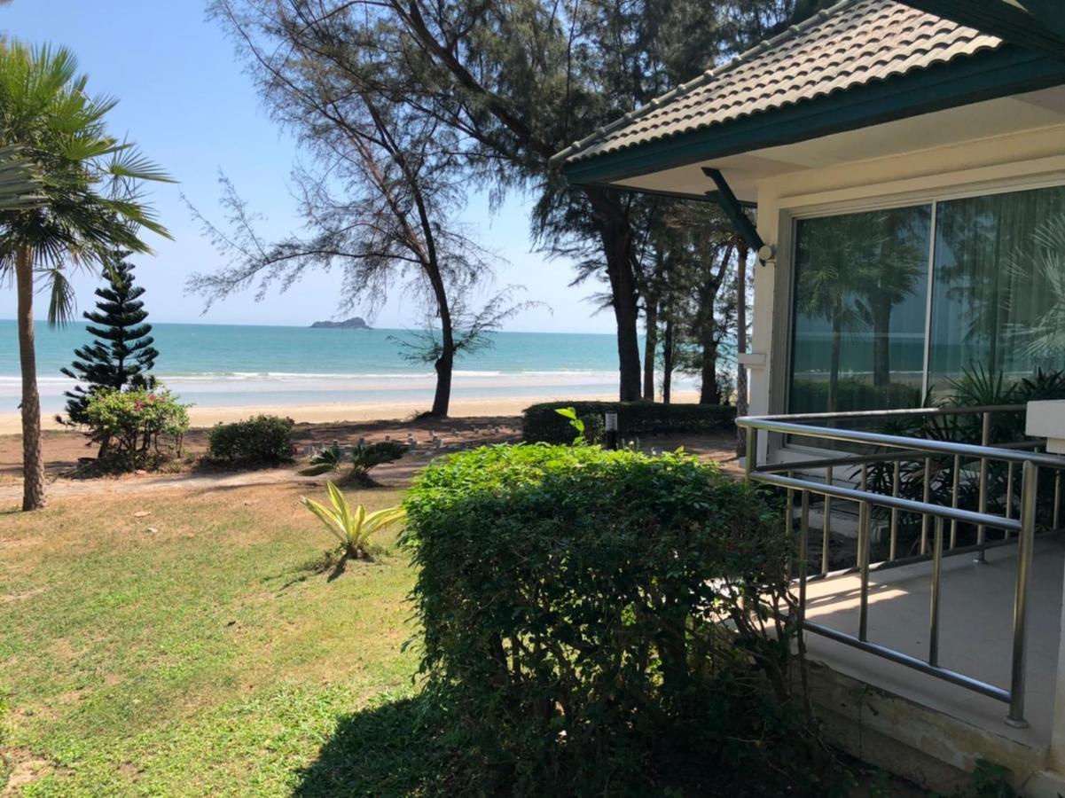 Seapine Beach Golf And Resort Hua Hin Ban Khao Takiap Eksteriør bilde