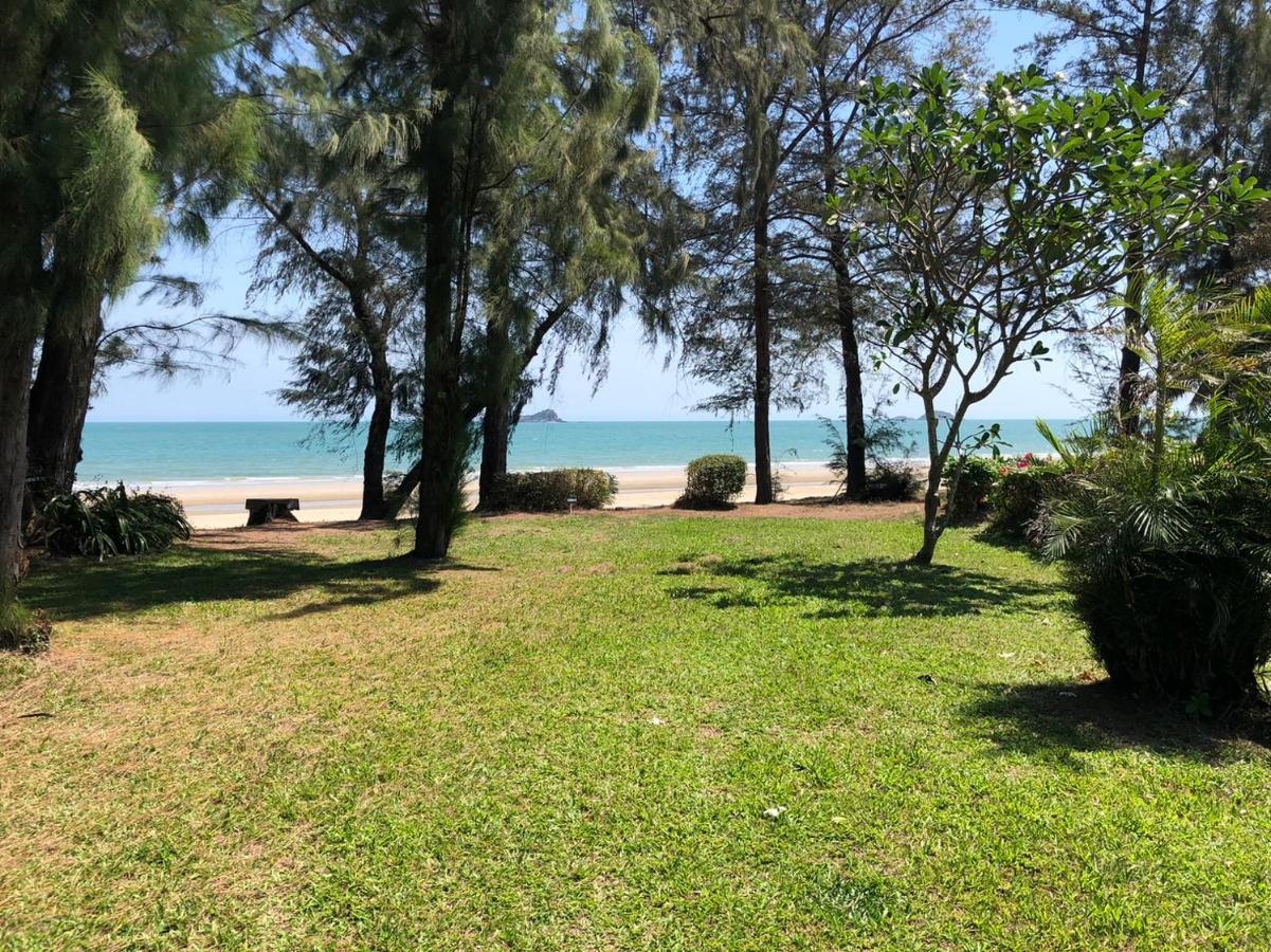Seapine Beach Golf And Resort Hua Hin Ban Khao Takiap Eksteriør bilde