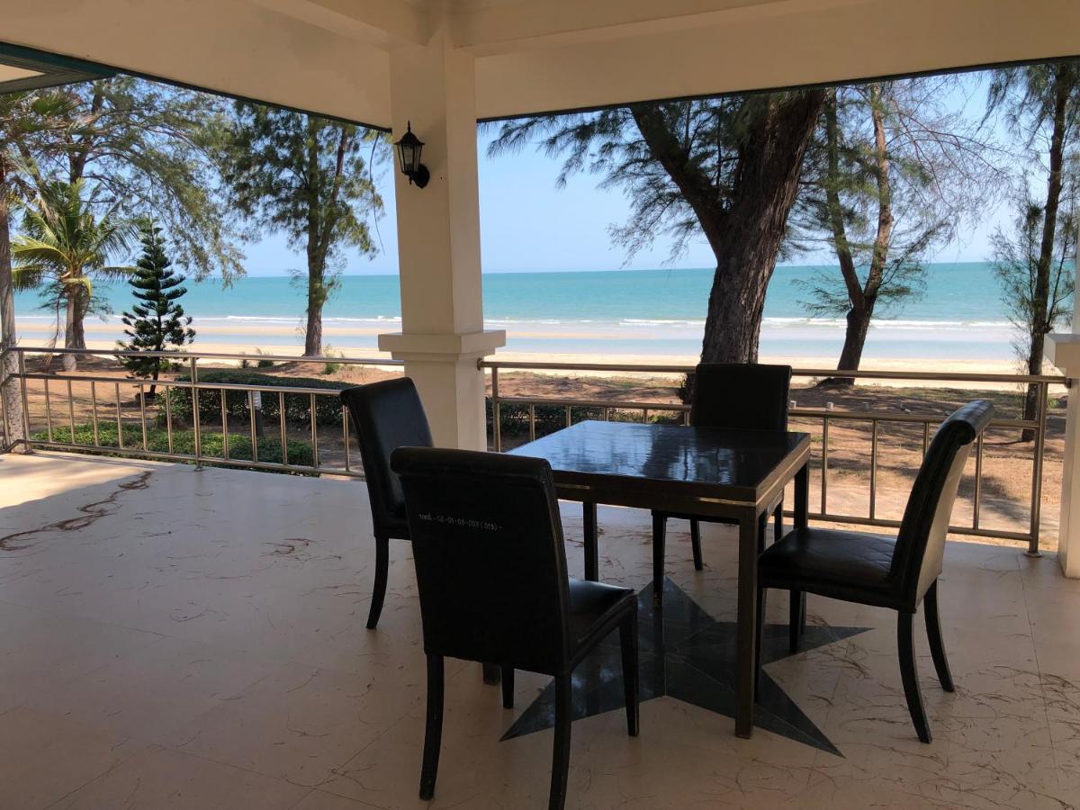 Seapine Beach Golf And Resort Hua Hin Ban Khao Takiap Eksteriør bilde