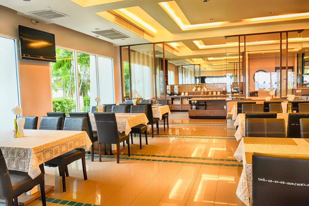 Seapine Beach Golf And Resort Hua Hin Ban Khao Takiap Eksteriør bilde